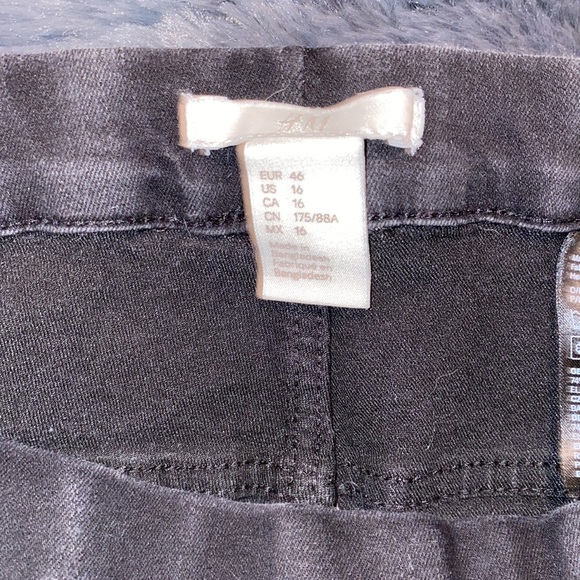 Women’s H&M Jeggings - Picture 2 of 4